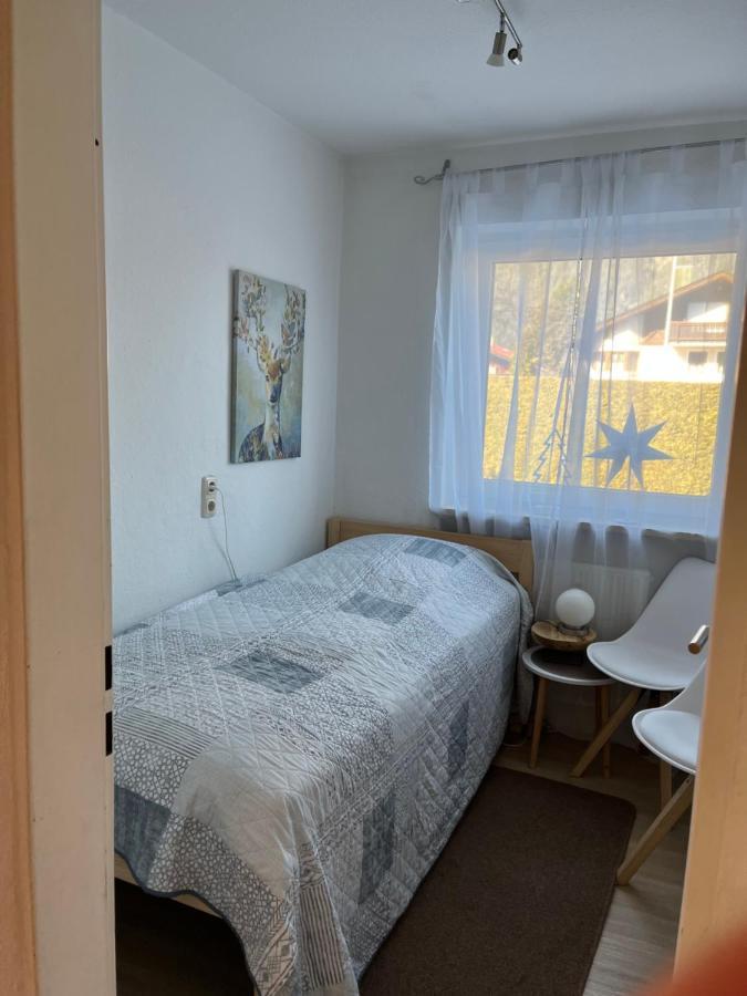 Doppelhaushaelfte Zugspitzblick Mit Privatem Garten Garmisch-Partenkirchen Ngoại thất bức ảnh